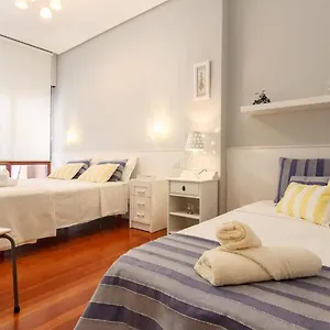 prestancia-apartament-by-the-urban-hosts.bilbaohotelsspain.com/